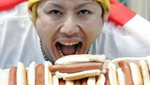 hot dog eating contest